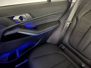 Fahrzeugabbildung BMW X5 xD40i Panorama Kamera Alarm AHK AdLED M Sport