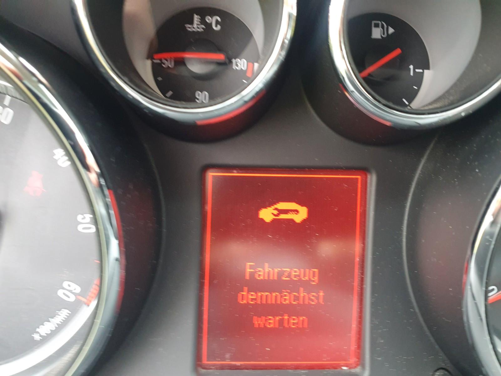 Opel Insignia 2012 — photo 6