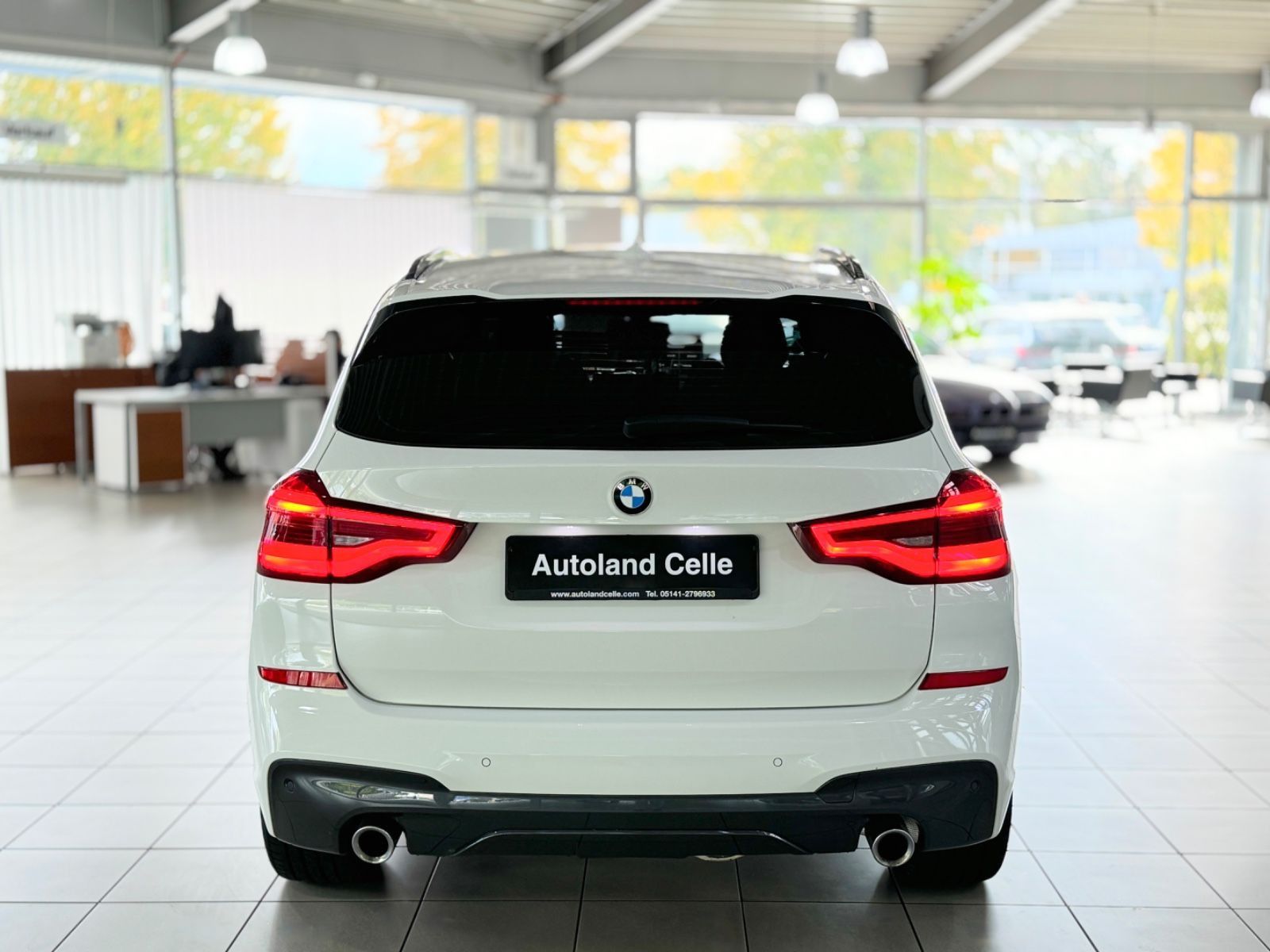 Fahrzeugabbildung BMW X3 xD20d M Sport HiFi DAB Komfort AHK Individual