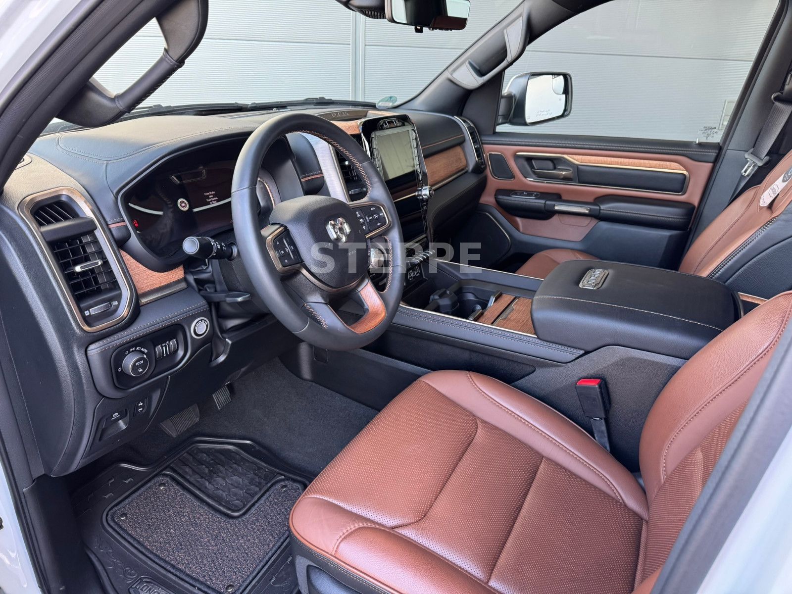 Dodge RAM 1500 5,7 V8 LONGHORN Luftfederung  AHK