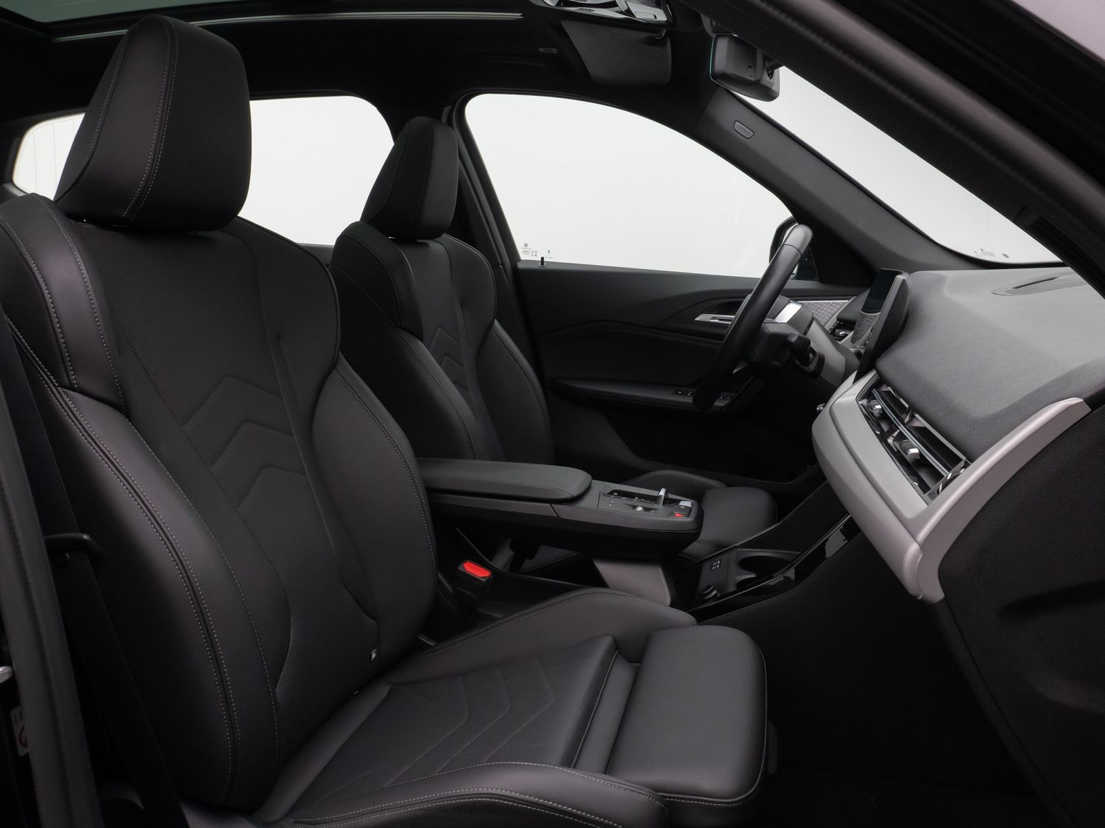 Fahrzeugabbildung BMW X1 sD18i Panorama Kamera DAB H/K Komfort Sport