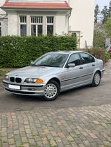 BMW 316i 1.Hand Top gepflegt Historie komplett - BMW 316 aus 2000