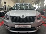 Skoda Yeti 1.4 Ambition/Navi/Klimaautomatik/PDC - silberne Skoda Yeti
