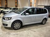 Volkswagen Touran Highline TGI Bi-Xenon/Touchscreen - Angebote