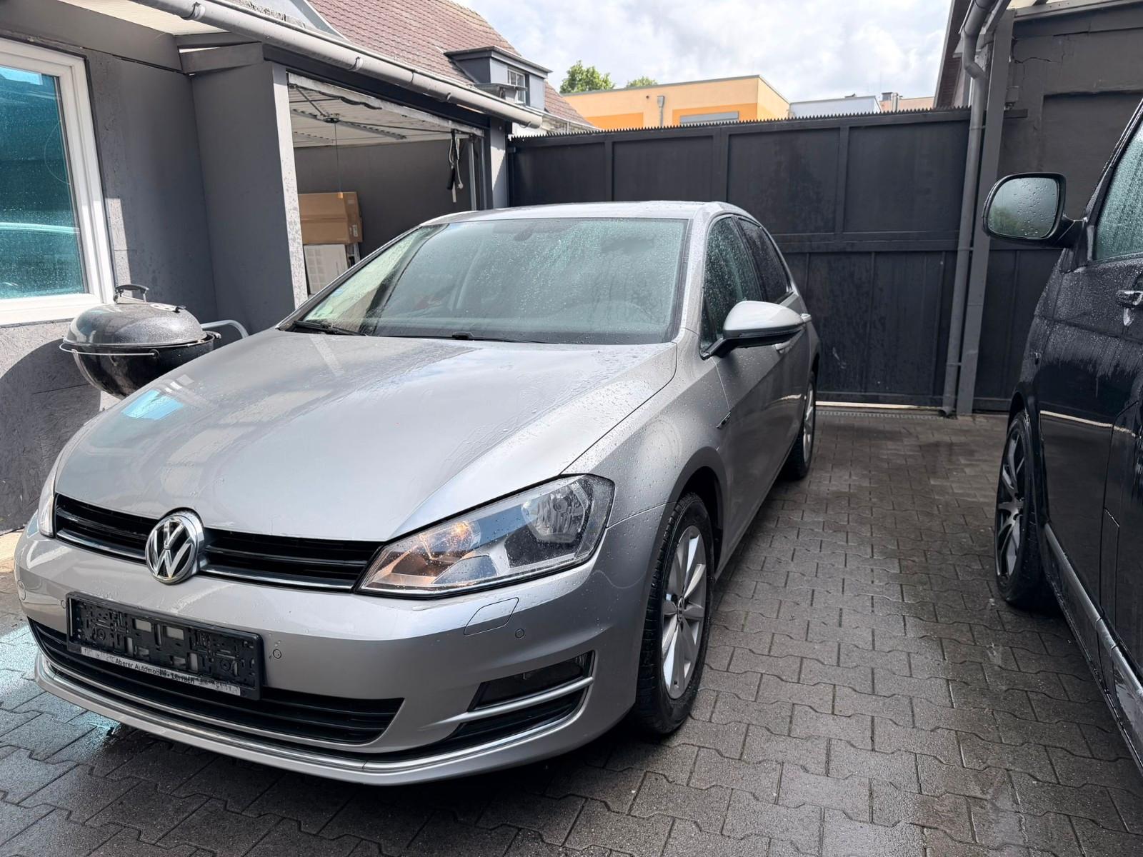 Volkswagen Golf 1.6 TDI  BMT LOUNGE