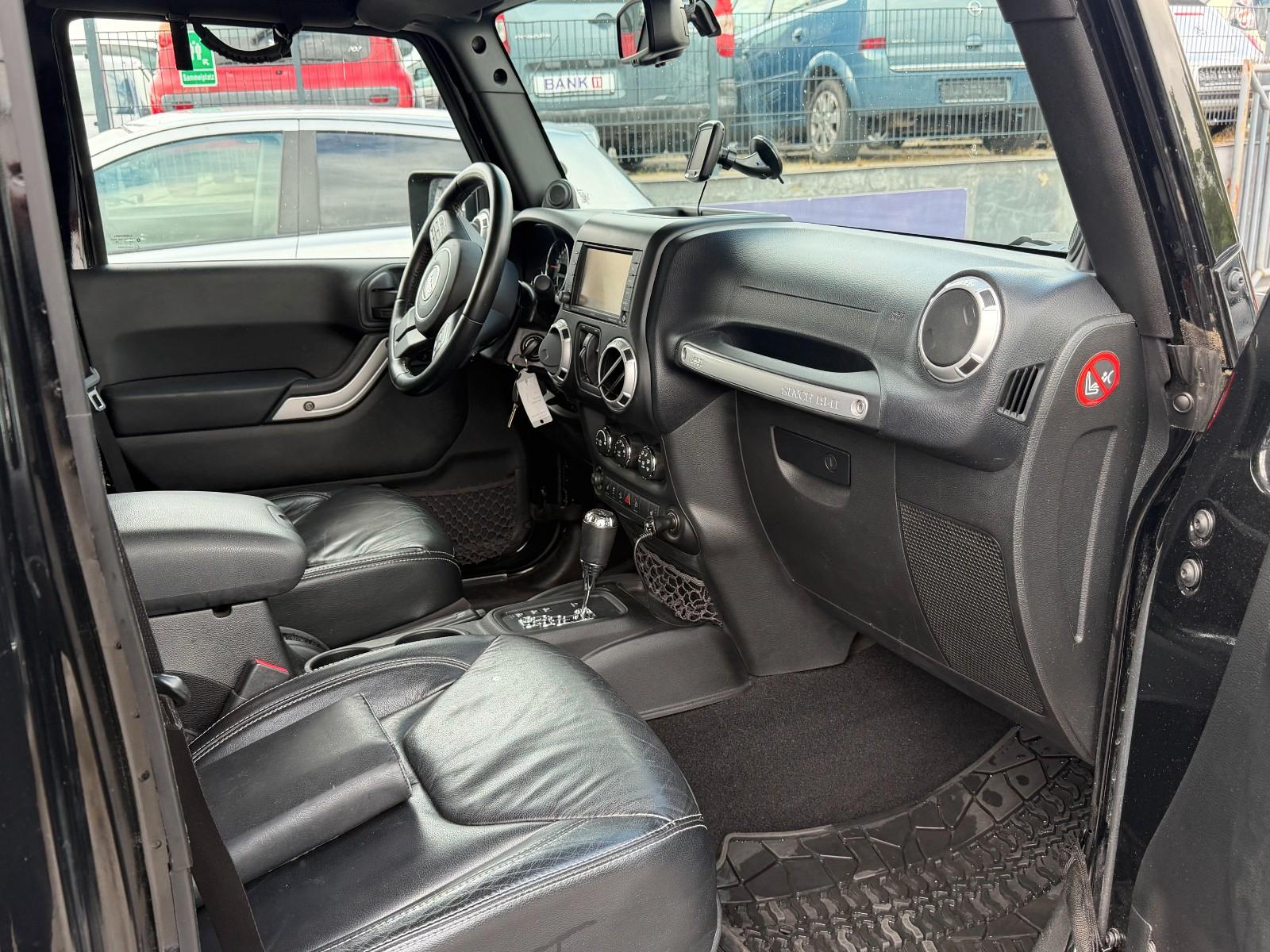 Jeep Wrangler Sahara 2.8 200ch - Toit ouvrant - Révision complète - Pack Sport - Régulateur de vitesse