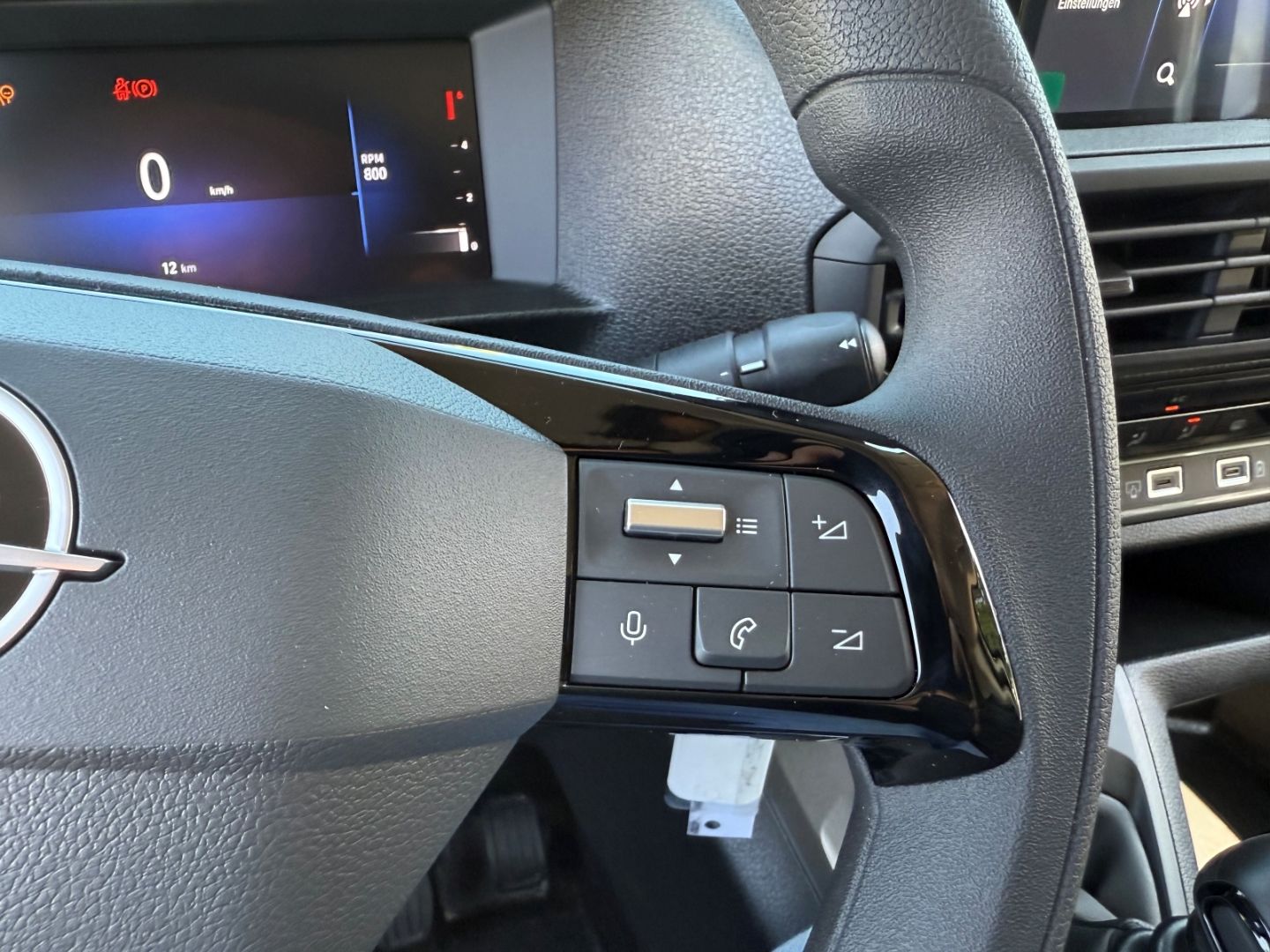 Fahrzeugabbildung Opel Vivaro Kasten Edition L2 2.0 Kamera+PDC+Carplay