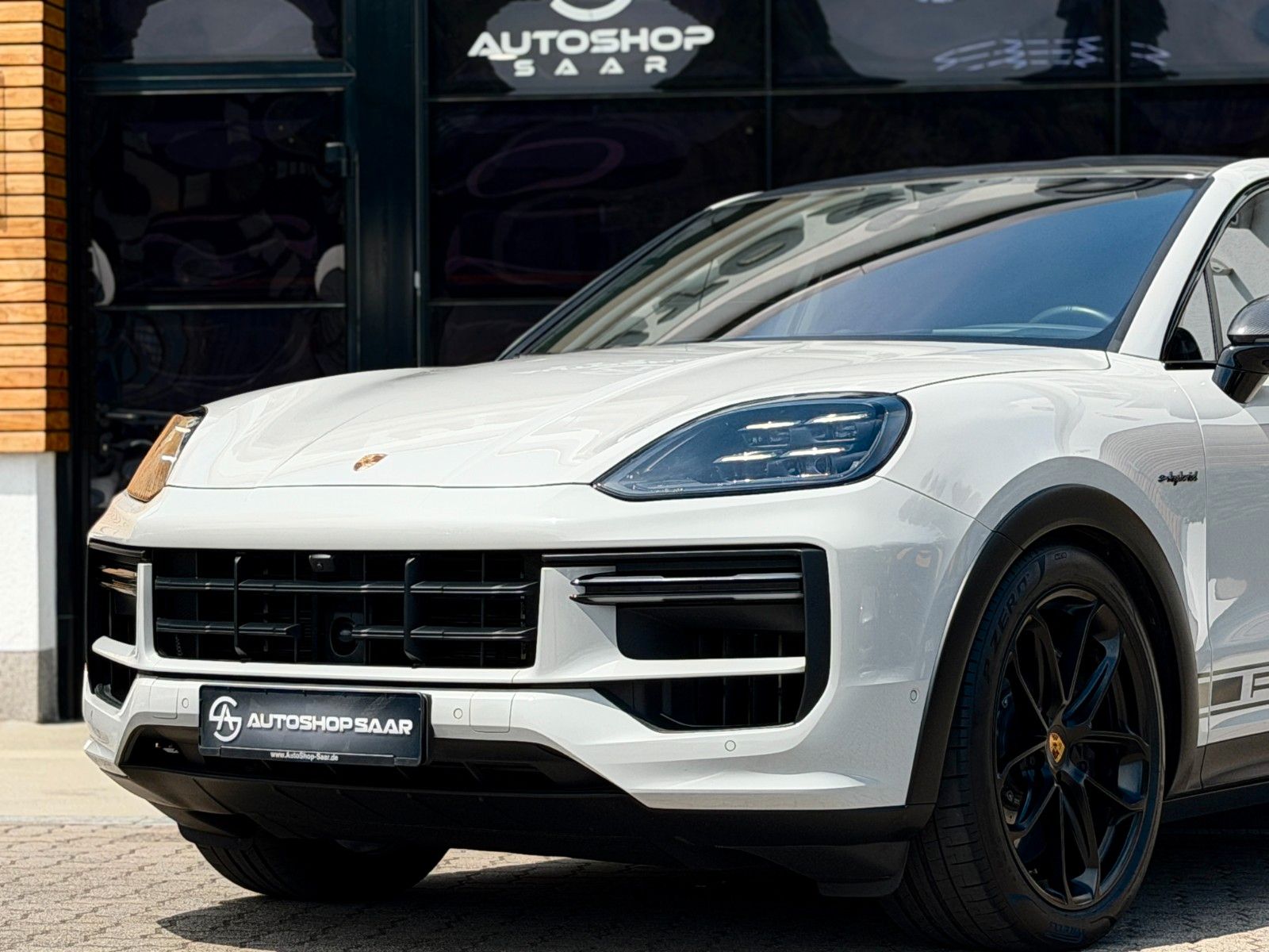 Porsche Cayenne Coupe Turbo E-Hybrid mit GT-Paket imagem 2