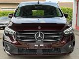 Mercedes-Benz T-Klasse T180d Progressive/NAVI/KAMERA/ALCANTARA - rote Mercedes-Benz T-Klasse