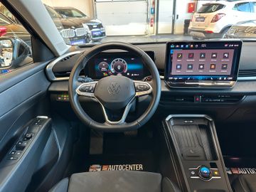Volkswagen T-Roc *KEYLESS*MASSAGE*LENKRADHZ*ACC*CARPLAY*