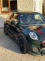 MINI John Cooper Works  - Top Zustand & viele Extras - MINI John Cooper Works: Privatanbieter