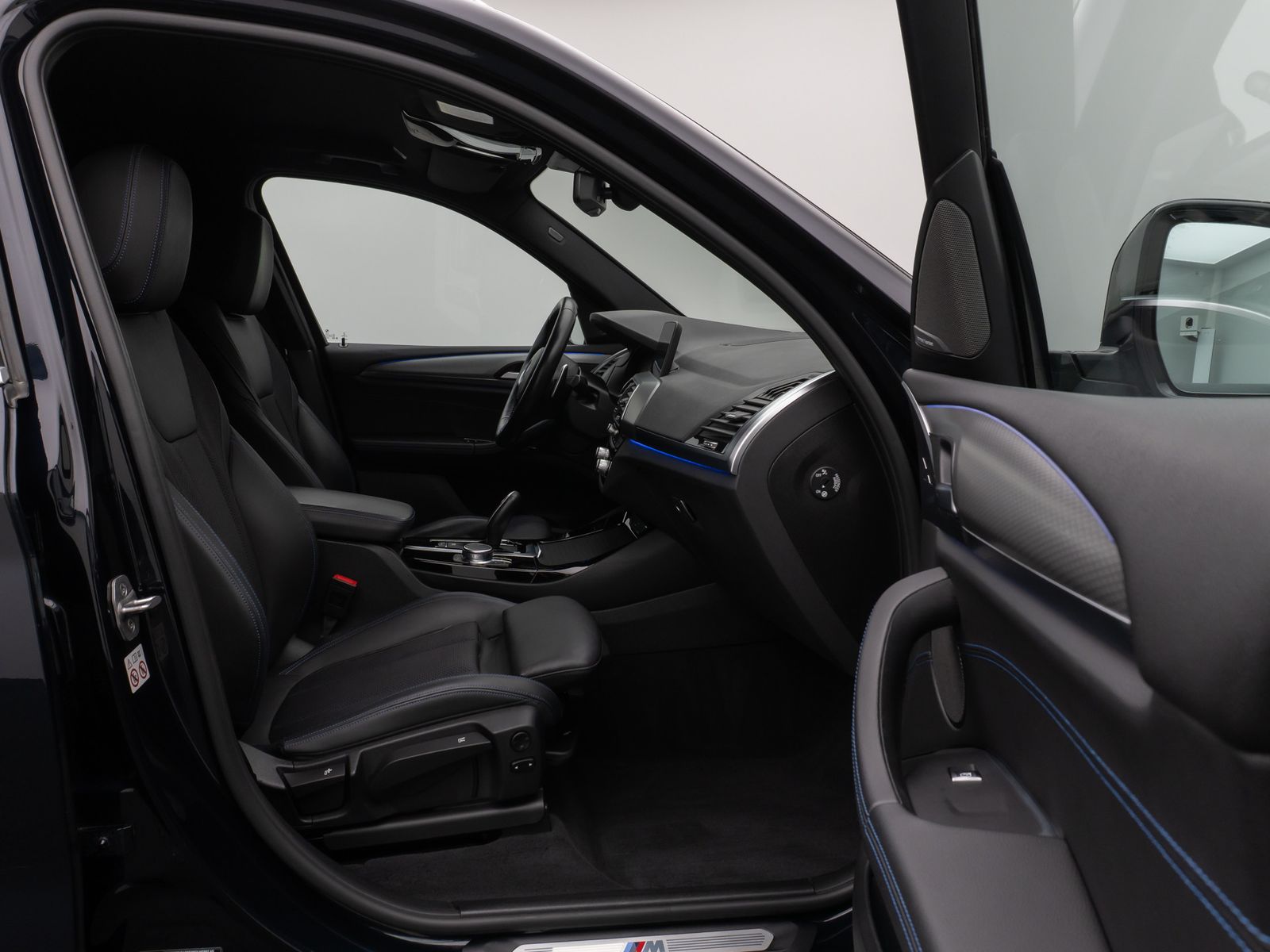 Fahrzeugabbildung BMW X3 xD20d M Sport Kamera HUD DAB H/K AHK Komfort