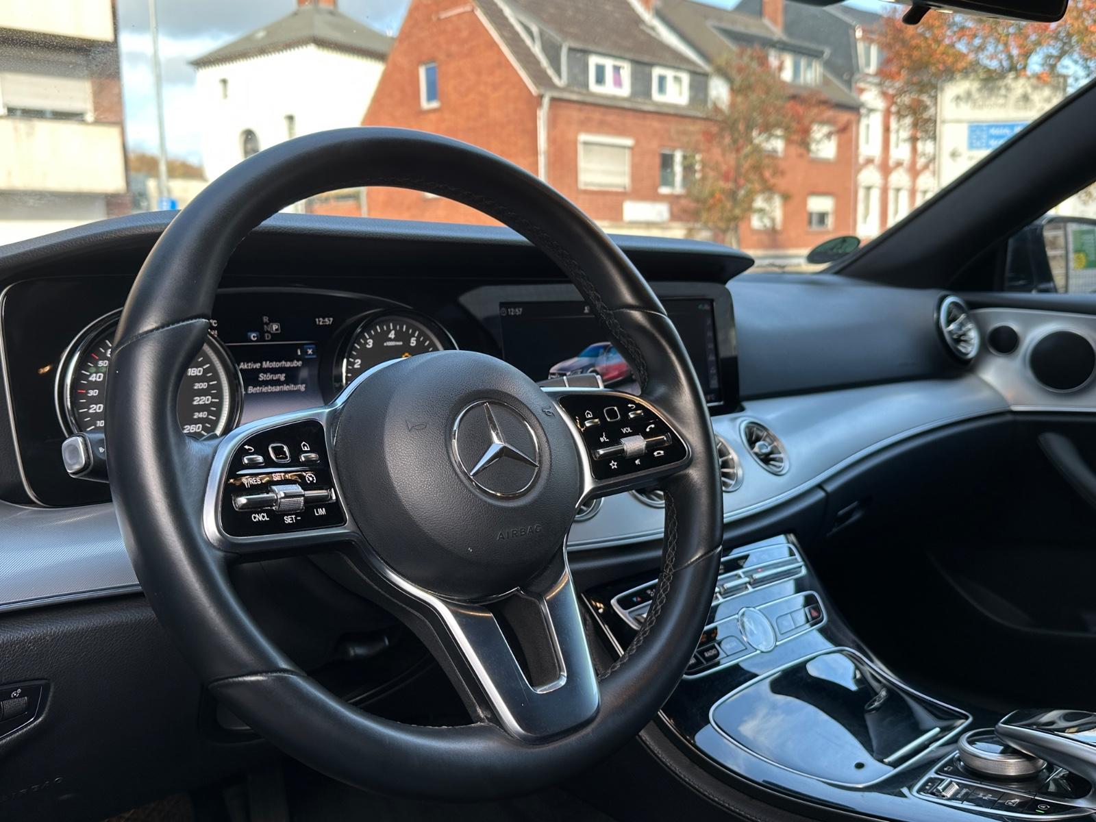 Mercedes-Benz E 300 Coupe*1.Hand*Tüv*Inspektion*