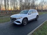 Mercedes-Benz EQB 300 4M AMG Pano Distr. LED  - Mercedes-Benz EQB von privat