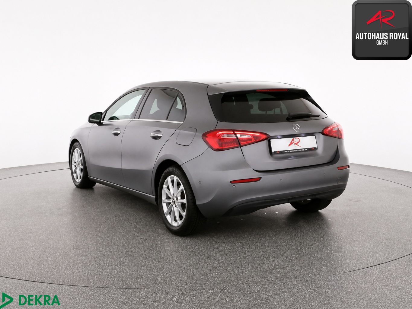 Mercedes-Benz A 180 d MAGNO KEYLESS,WIDE,KAMERA,MASSAGE,DISTRO imagem 3