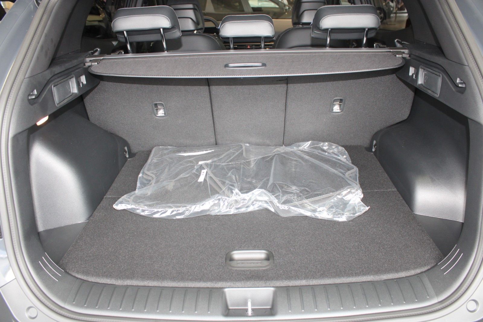 Fahrzeugabbildung Kia Sportage 1.6 T-GDI DCT Automatik Black Edition