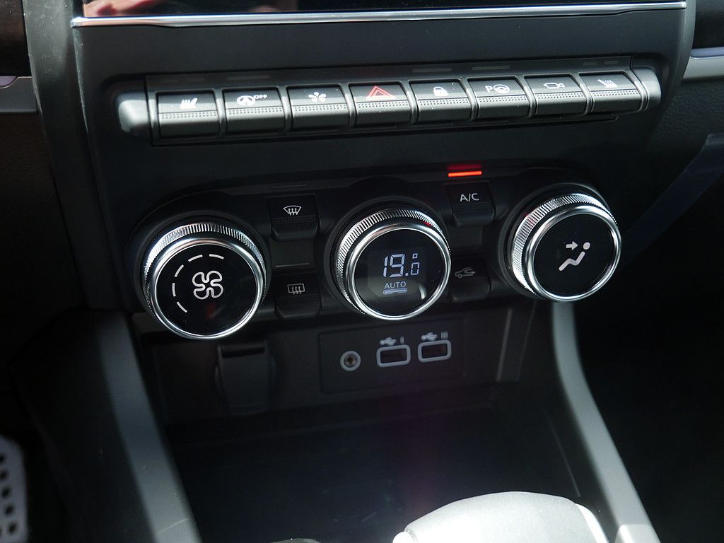 Fahrzeugabbildung Renault Arkana Esprit Alpine TCe 160 EDC