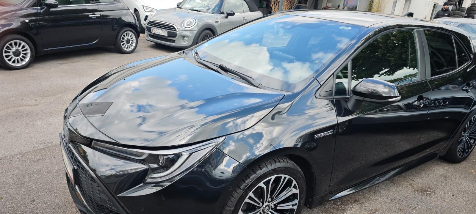 Toyota Corolla Hybrid Club