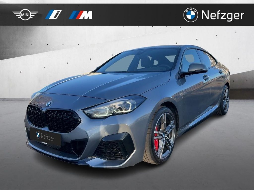 BMW M235