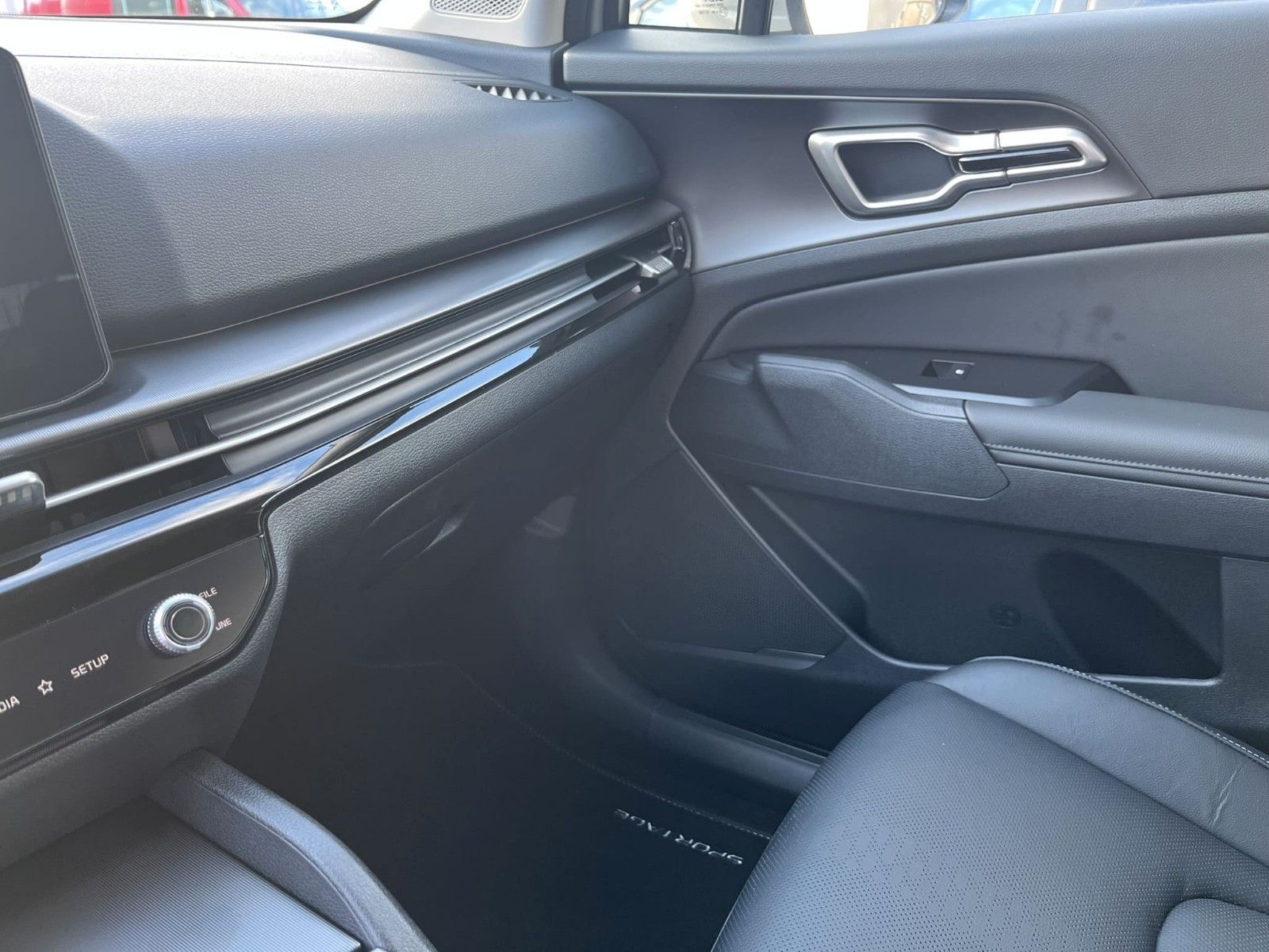 Fahrzeugabbildung Kia Sportage Spirit Leder Totwinkel Allrad