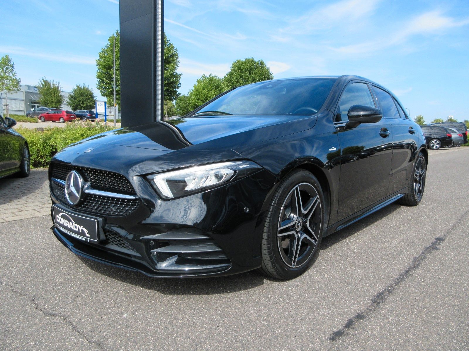 MERCEDES-BENZ A 200 AMG 7G LED Navi Kamera Ambi Night Totwnkl