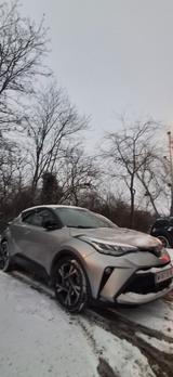 Toyota C-HR 1.8-l-VVTi Hybrid Flow Flow - Toyota C-HR Flow mit Benzin-Antrieb