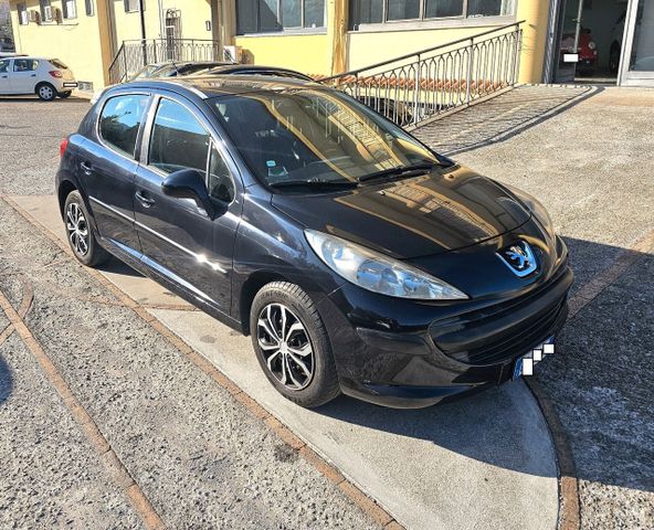 Peugeot 207 1.4 8V 75CV COMPLETAMENTE TAGLIANDAT