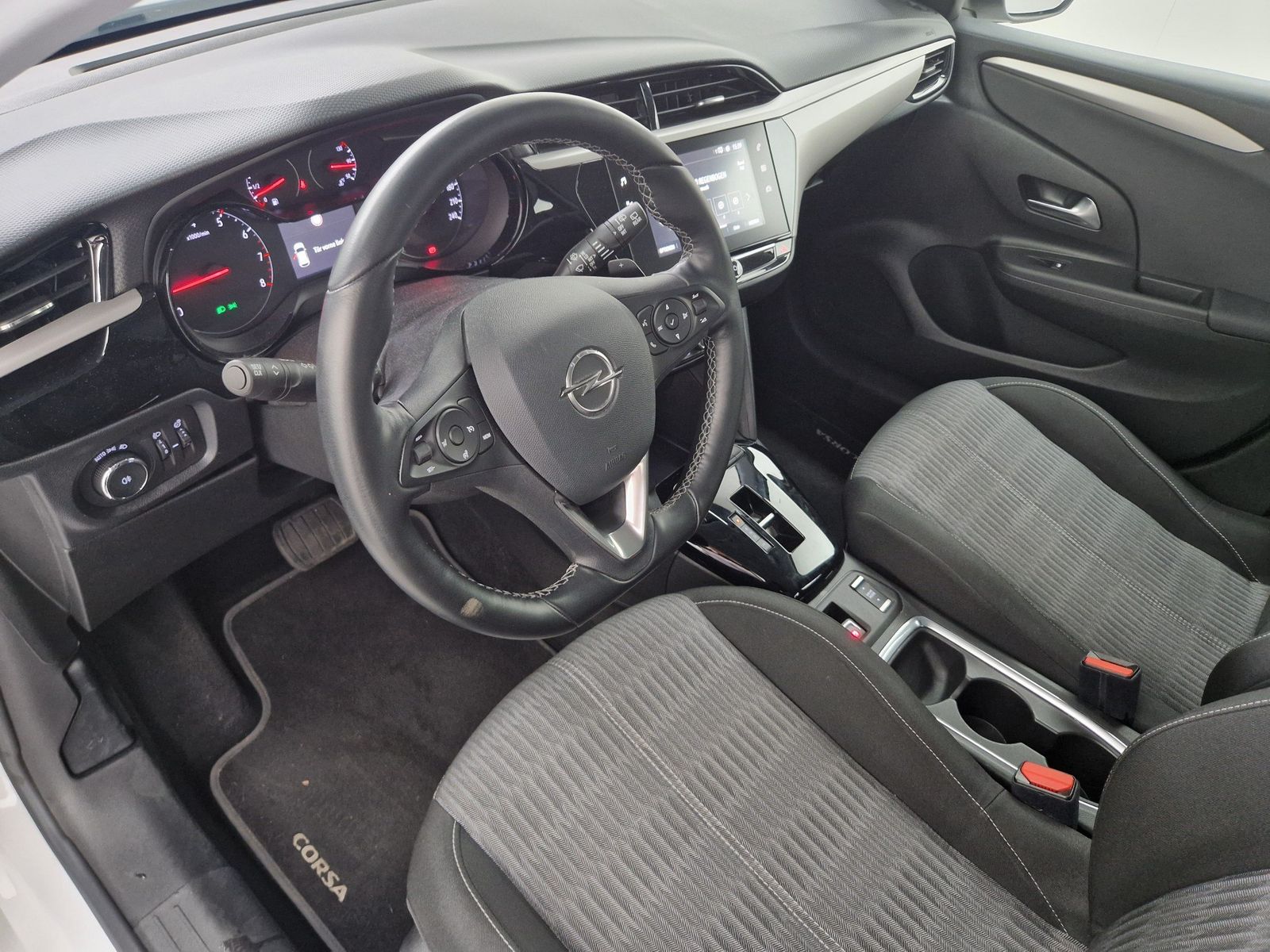 OPEL Corsa  F1.2 Turbo Edition – Bild 29