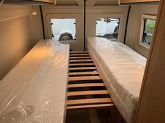 Sunlight Cliff 640 Peugeot