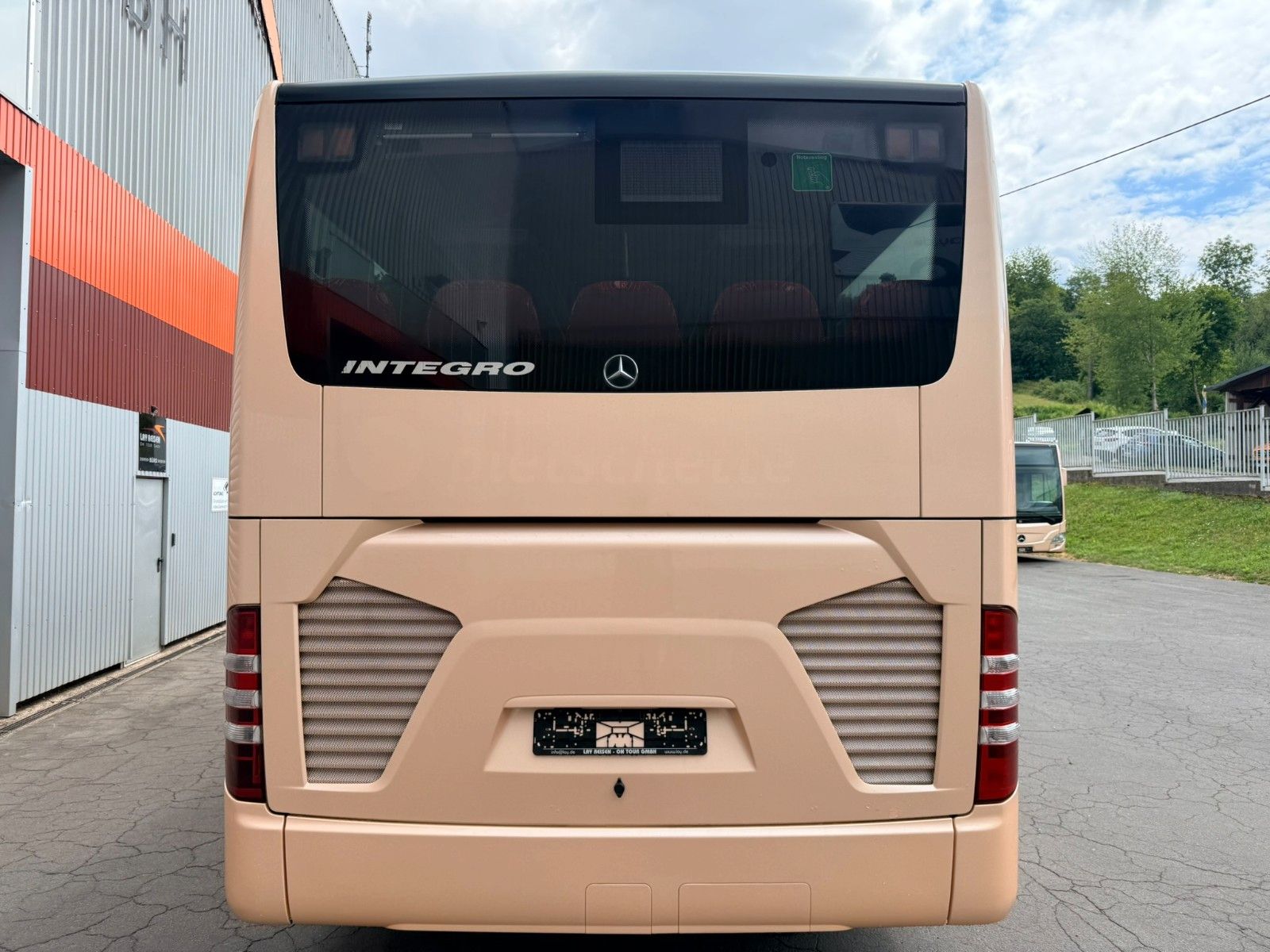 MERCEDES-BENZ  2015 - Image 6 of 30
