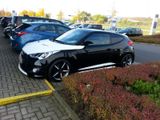 Hyundai Schräghecklimosine schwarz - weiss foliert - Hyundai Veloster aus 2013