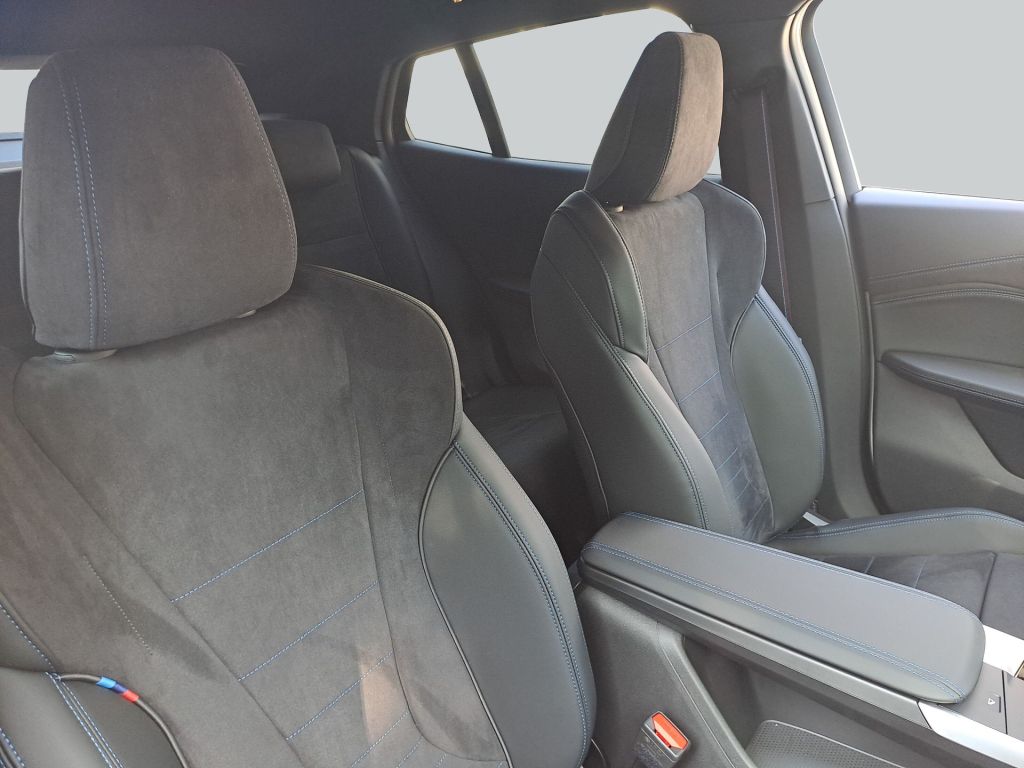 BMW iX2 - Bild 13