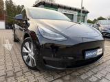 Tesla Model Y Long Range Dual AWD 1-HD AHK SOH 93,4 % - Tesla Model Y AHK Gebrauchtwagen