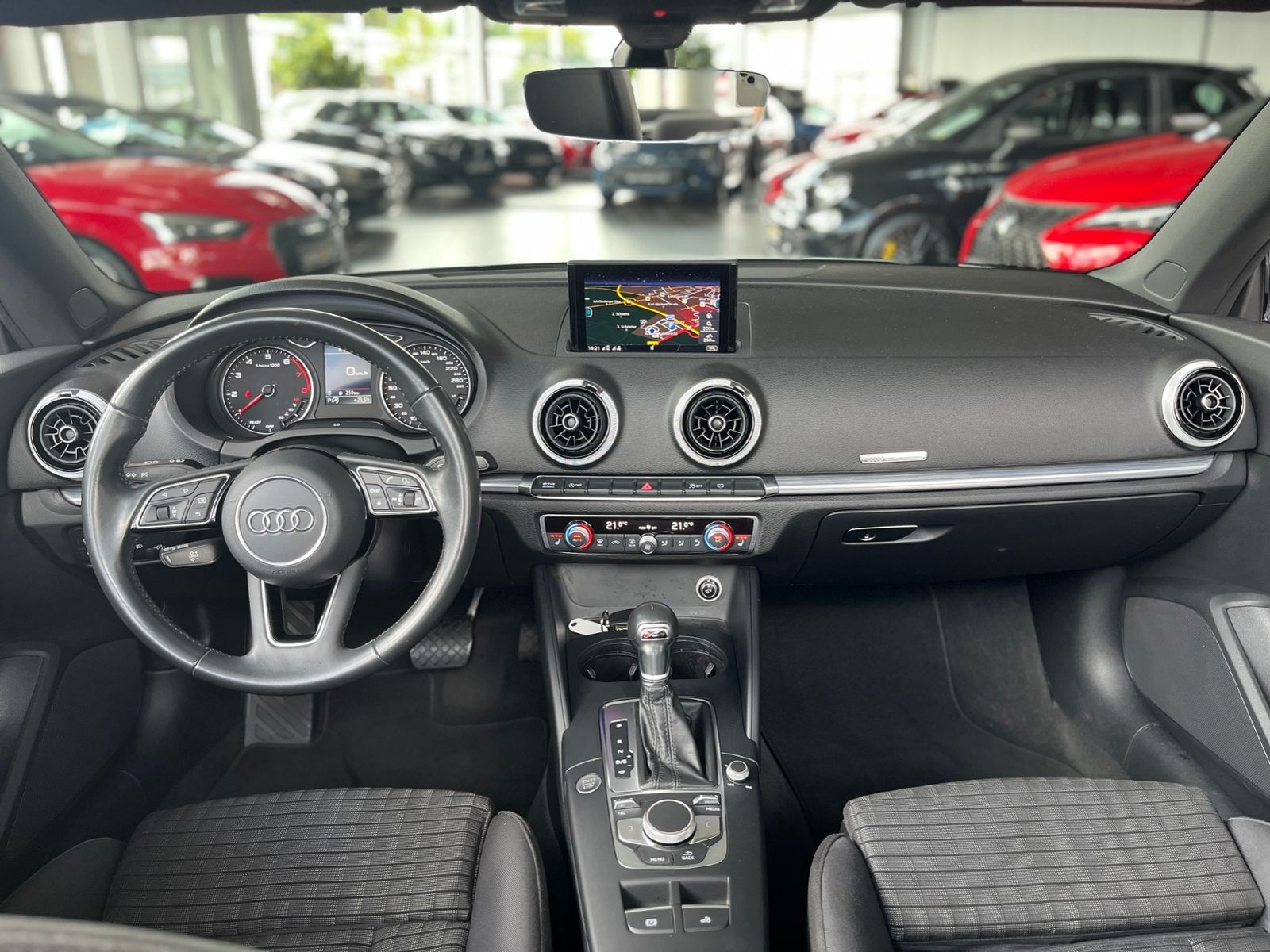 Fahrzeugabbildung Audi A3 Cabriolet Sport 35 TFSI S tronic AHK NAVI LED