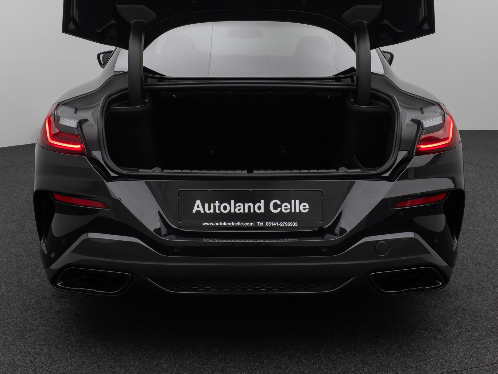 Fahrzeugabbildung BMW M850i xD Coupé 360°Laser HUD SoftCl Komfort 20"