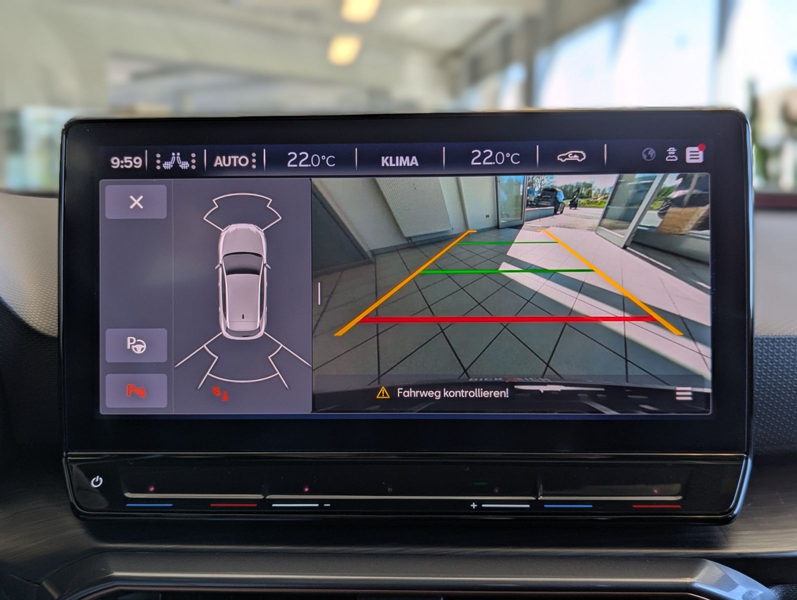 Fahrzeugabbildung CUPRA Leon VZ 2.0 TSI DSG Pano Matrix Beats Memory 19"