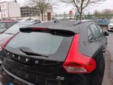 Volvo V40 Cross Country D2 Geartronic - Momentum - Volvo V40 Cross Country: Limousine