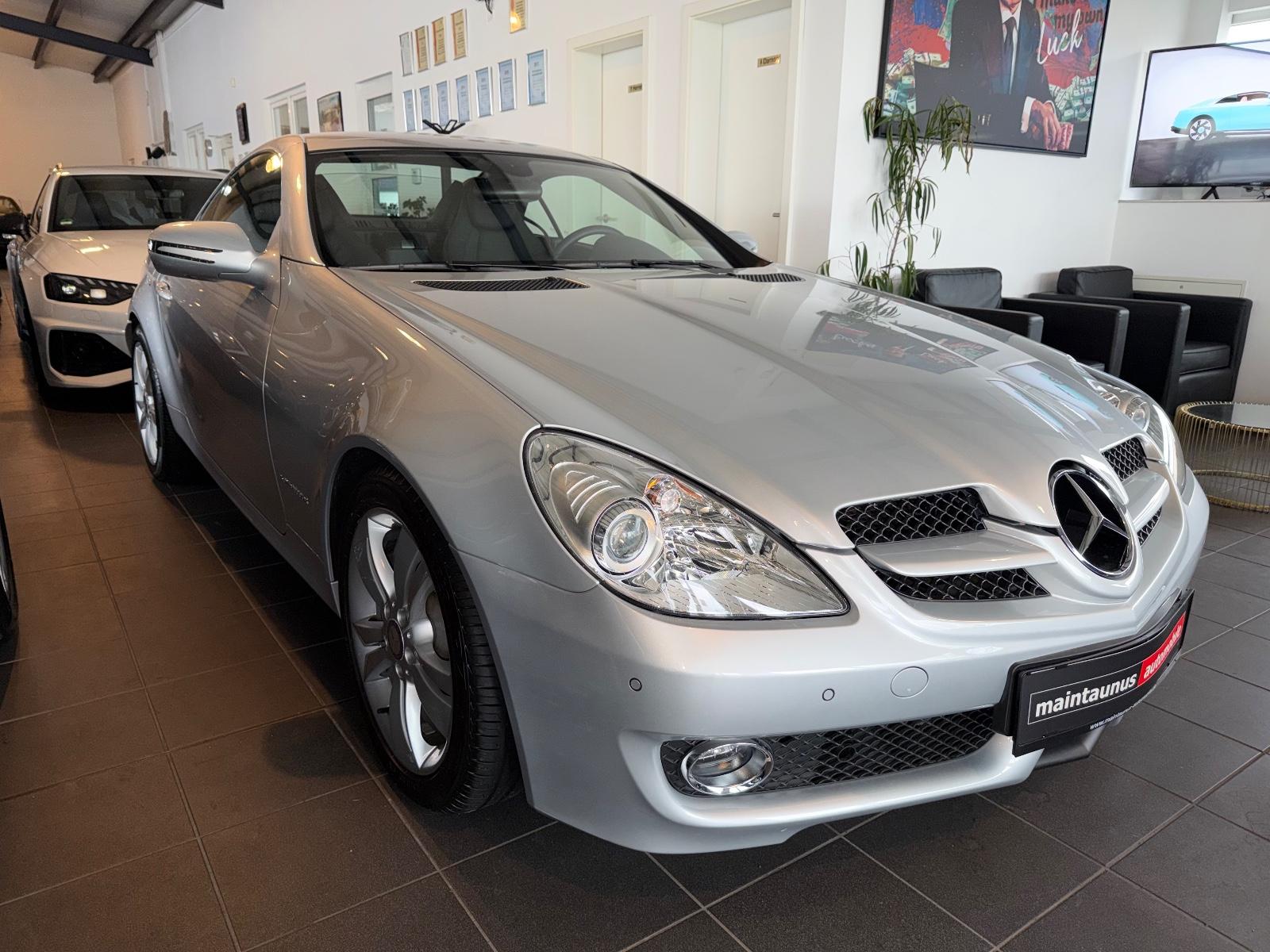 Mercedes-Benz SLK 200 Kompressor *LEDER+SPORTSITZE+PDC*
