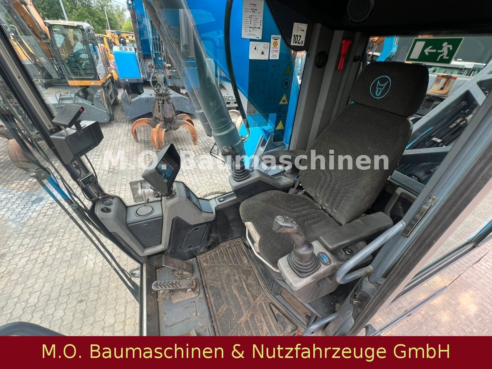 Fahrzeugabbildung Fuchs MHL 331  T4f / ZSA / AC / Hochfahrbare Kabine /