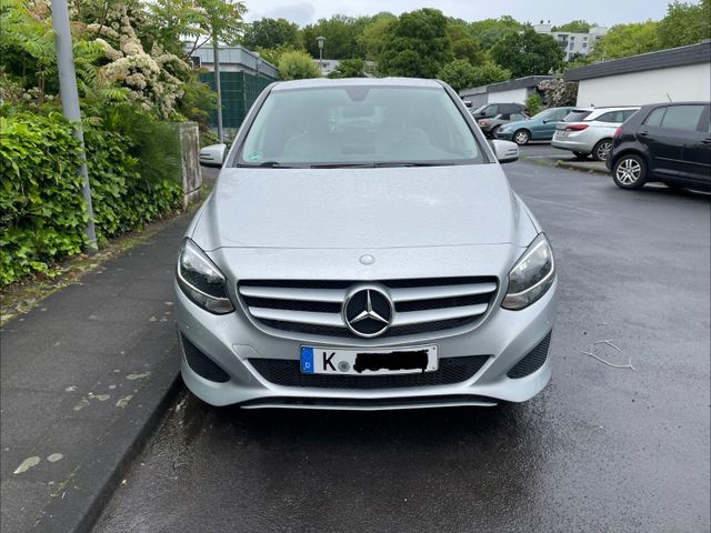 MERCEDES-BENZ B 160