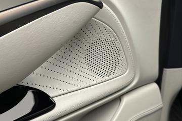 صورة مصغرة 29 لـ 2024 Aston Martin DBX