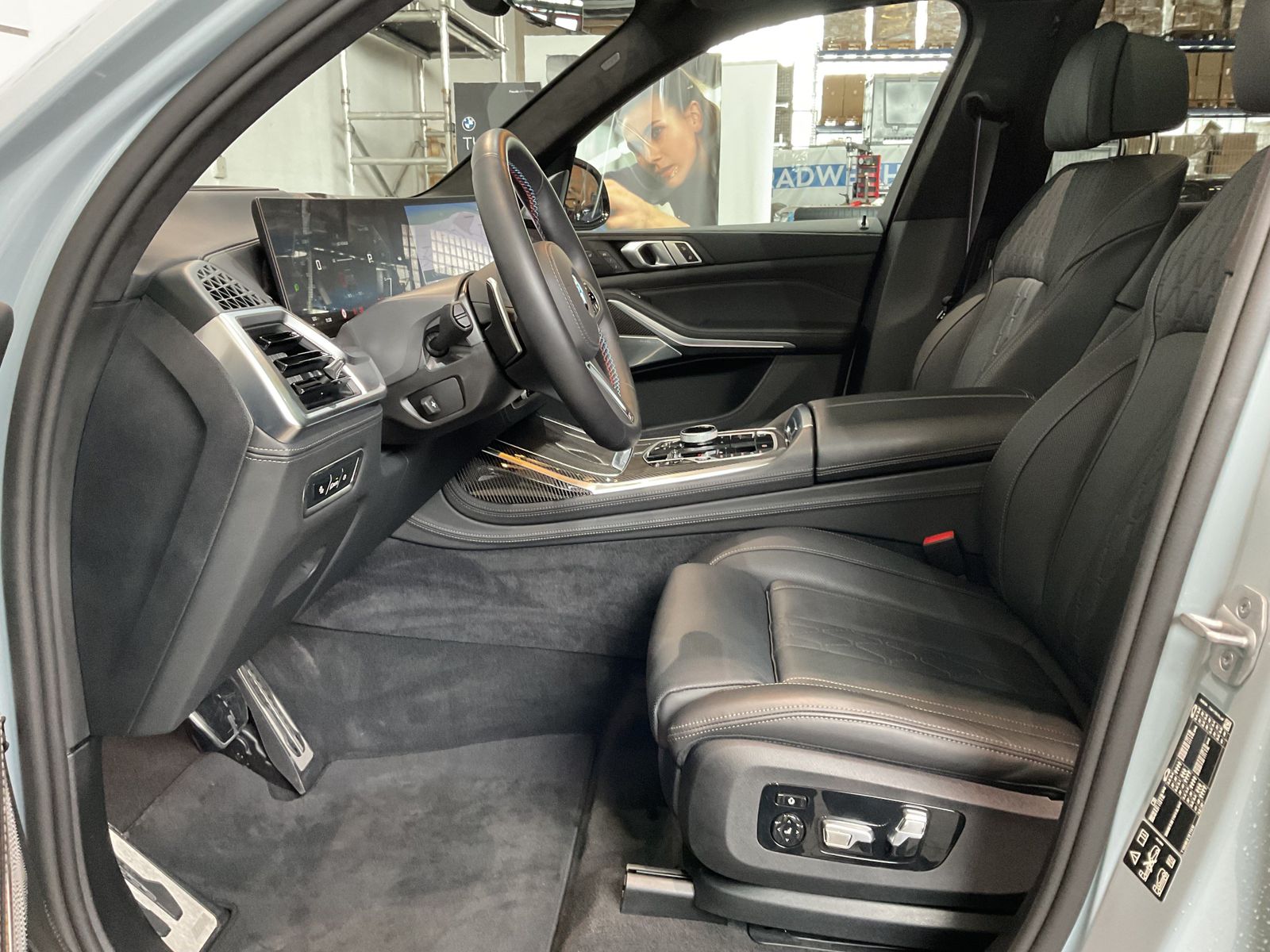 Fahrzeugabbildung BMW X7 M60i | Sitzbelüftung | Sky Lounge | Bowers &