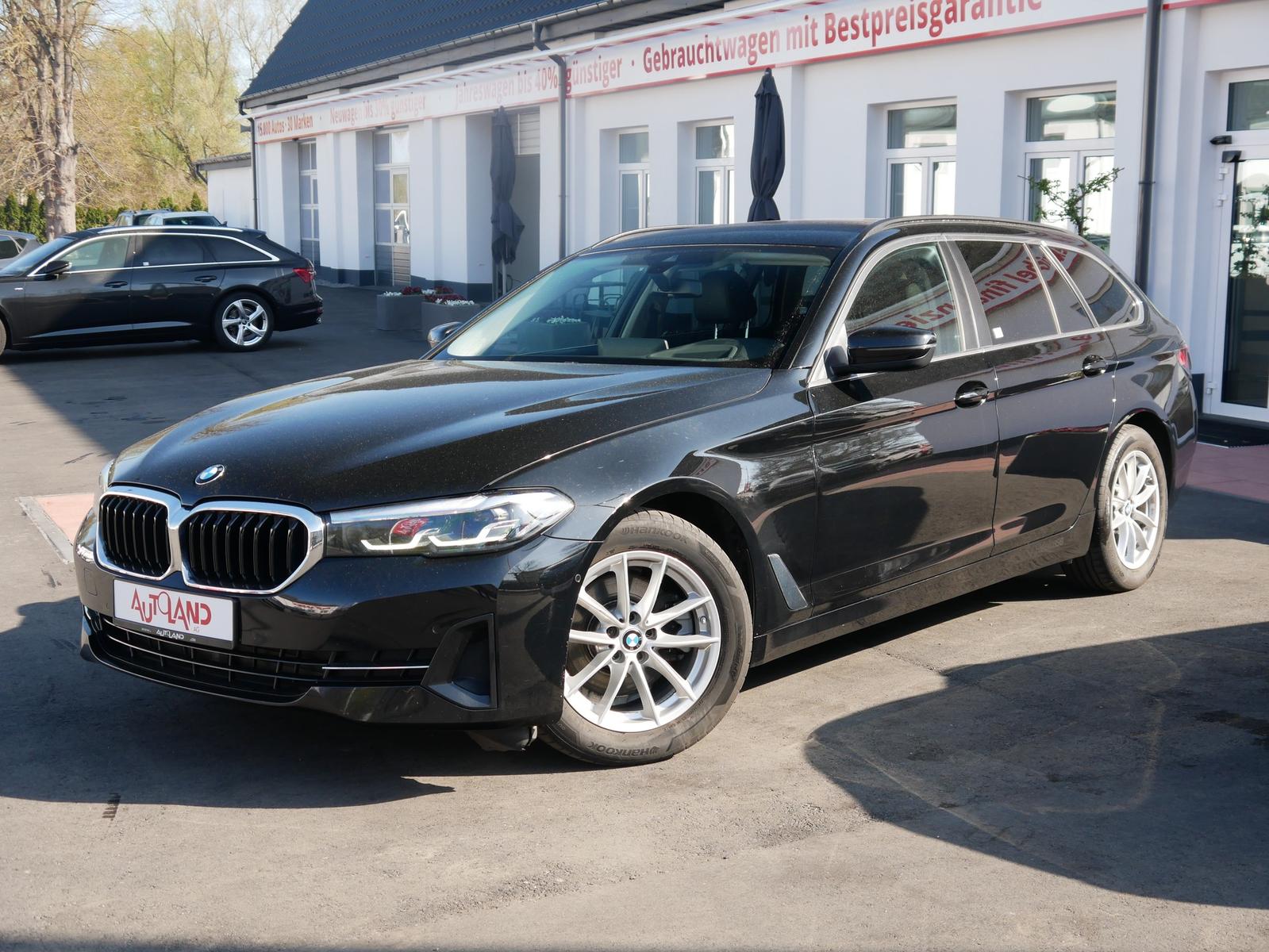 BMW 520i Head-Up Virtual Cockpit el. Heckklappe Navi