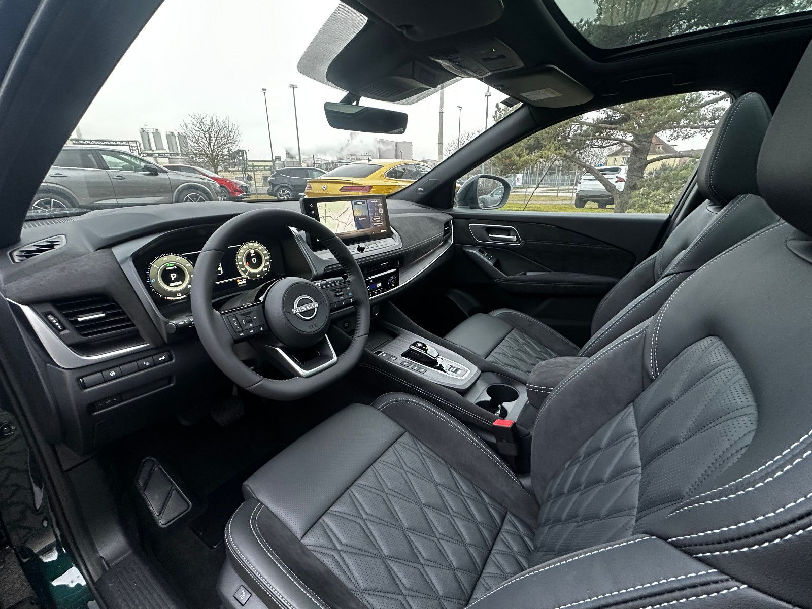 Fahrzeugabbildung Nissan Qashqai Tekna + e-Power