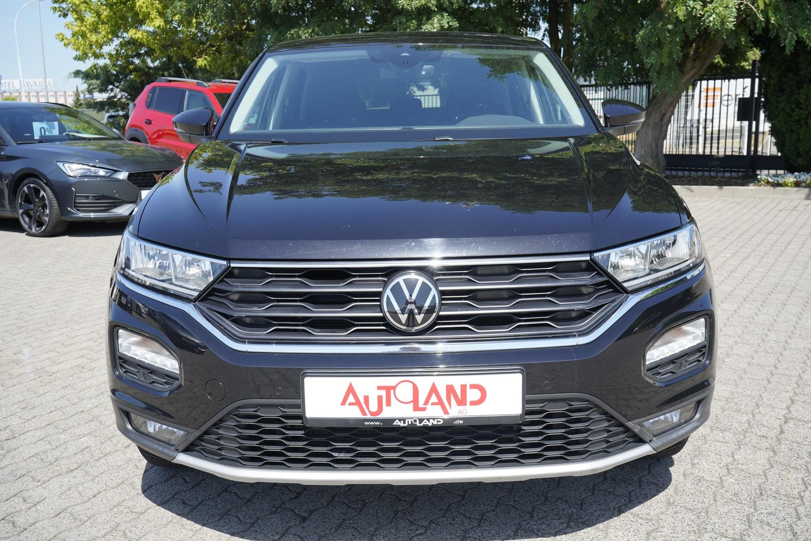 Volkswagen T-Roc 1.5 Active DSG LED Navi Klimaaut. PDC, миниатюра 7