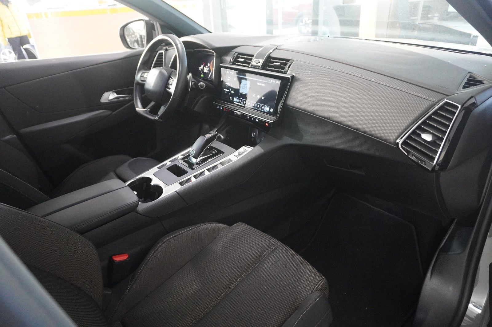 Fahrzeugabbildung DS Automobiles DS7 (Crossback) 1.5D BASTILLE+ NAVI/LED/360°/DAB