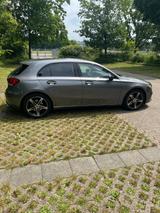 Mercedes-Benz A 220 4MATIC DCT - - Mercedes-Benz A 220 in Köln