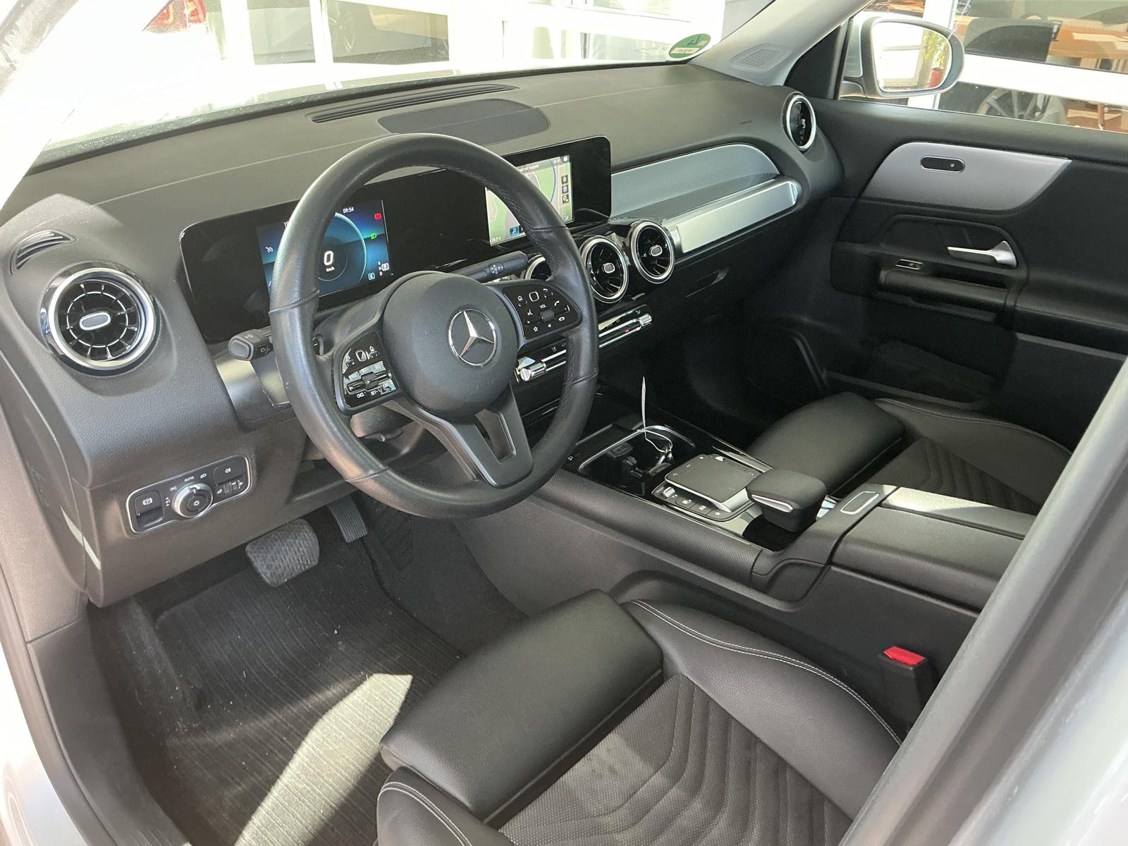 Mercedes-Benz GLB 200 Business Navi R.Cam SHZ LED 7-Sitzer DAB