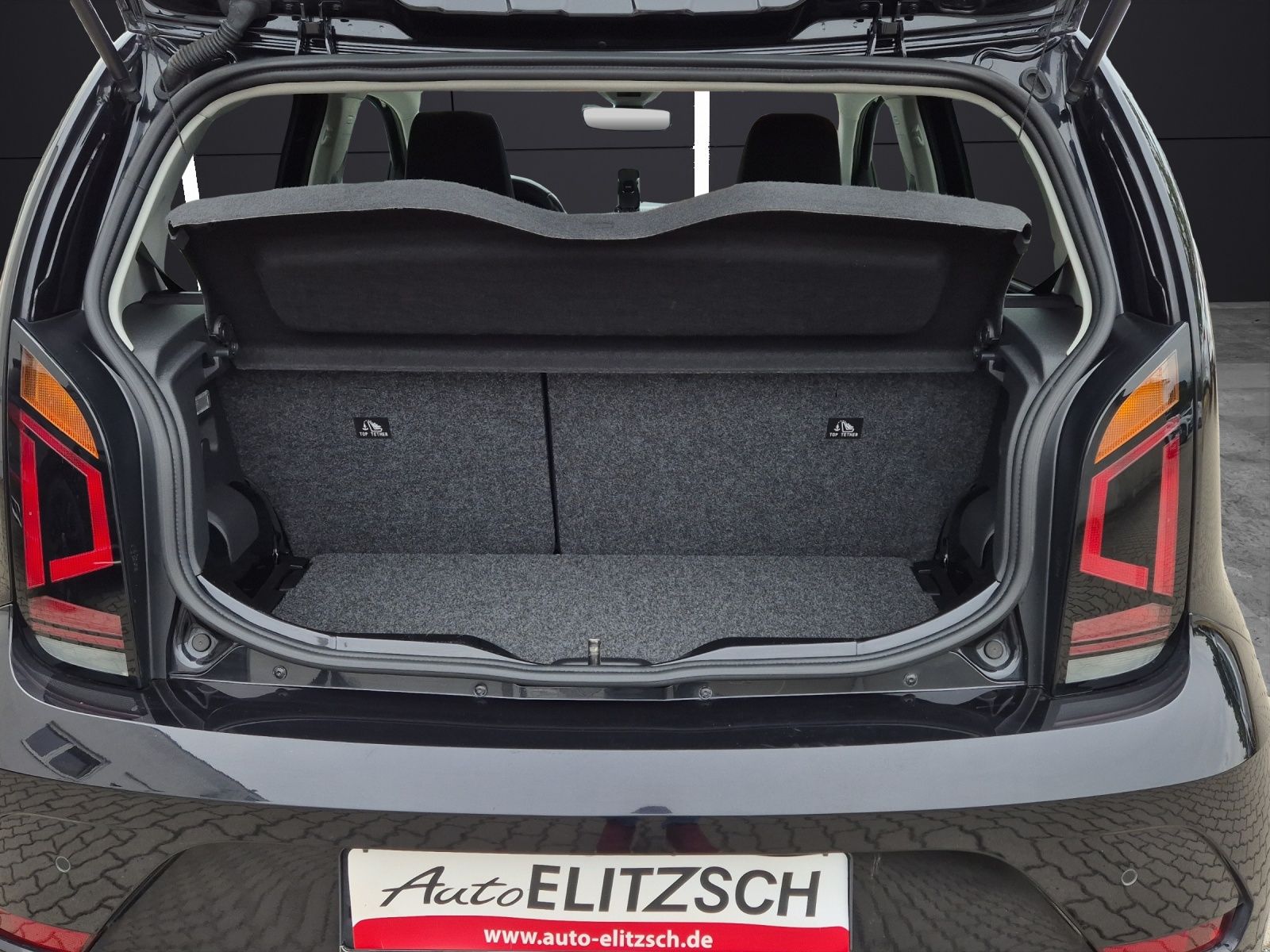 Fahrzeugabbildung Volkswagen up! e-up! Style Plus Matrix AID Klima GRA PDC SH