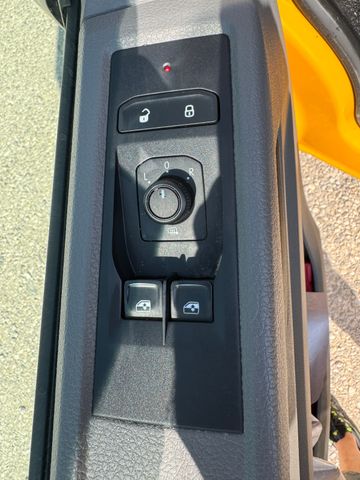 Volkswagen T6 2.0 TDI DoKa Pritsche lang